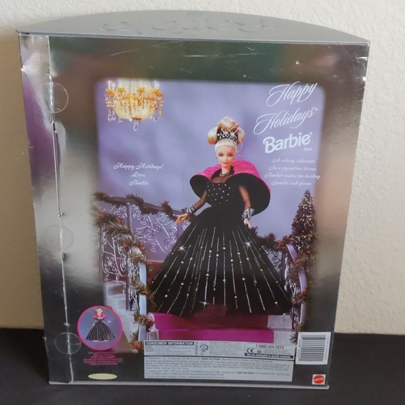 Collectible 1998 Happy Holiday Barbie - Picture 2 of 4